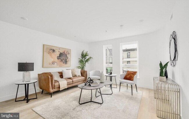 Building Photo - 1540 Frankford Ave