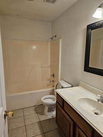 Building Photo - 8025 Summer Sun Dr