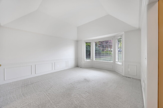 Building Photo - Welcome to your new home, located in Deer ...