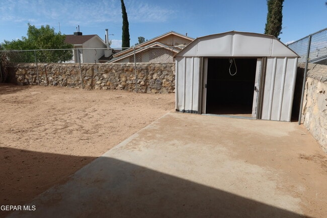 Building Photo - 11517 Cree Ct