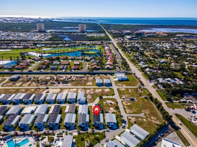 Building Photo - 12581 Coconut Dr