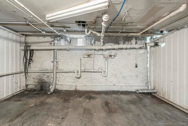 Building Photo - 52 Jacobs St