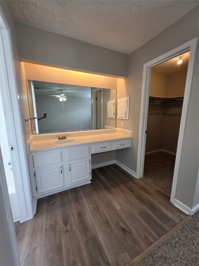 Building Photo - 17602 Heritage Bay Dr