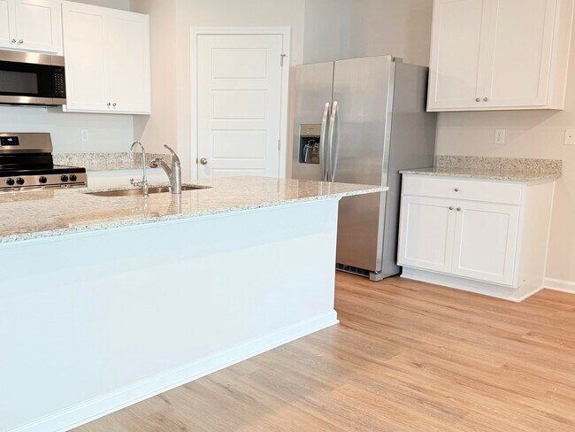 Building Photo - 1946 Tree Swallow Dr