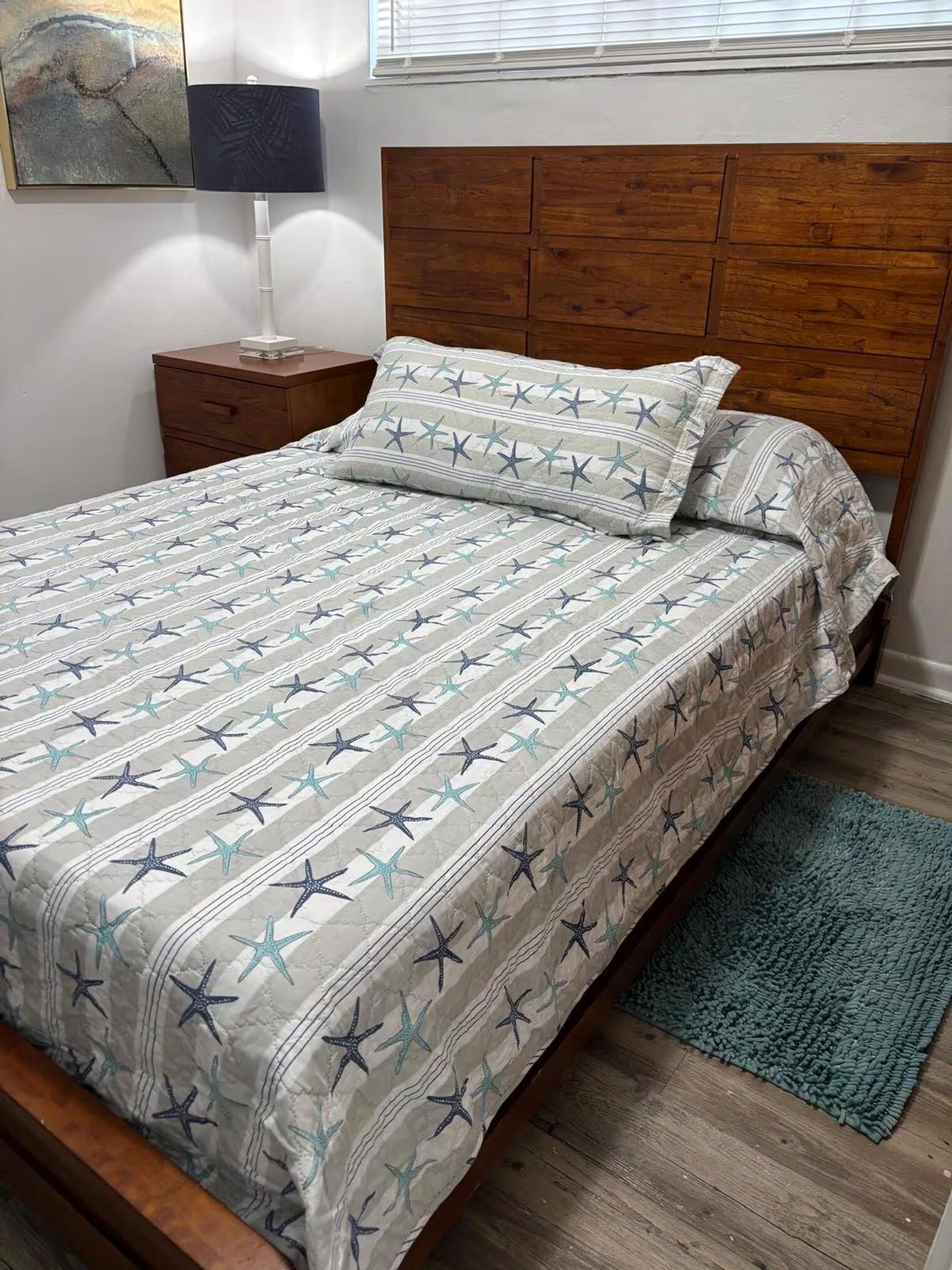 Building Photo - 441 NE 5th Ct