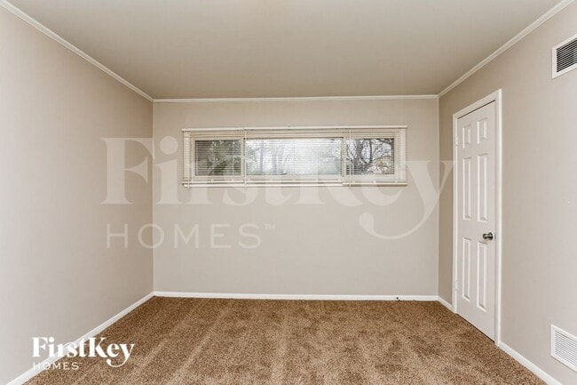 Building Photo - 2904 Woodworth Pl