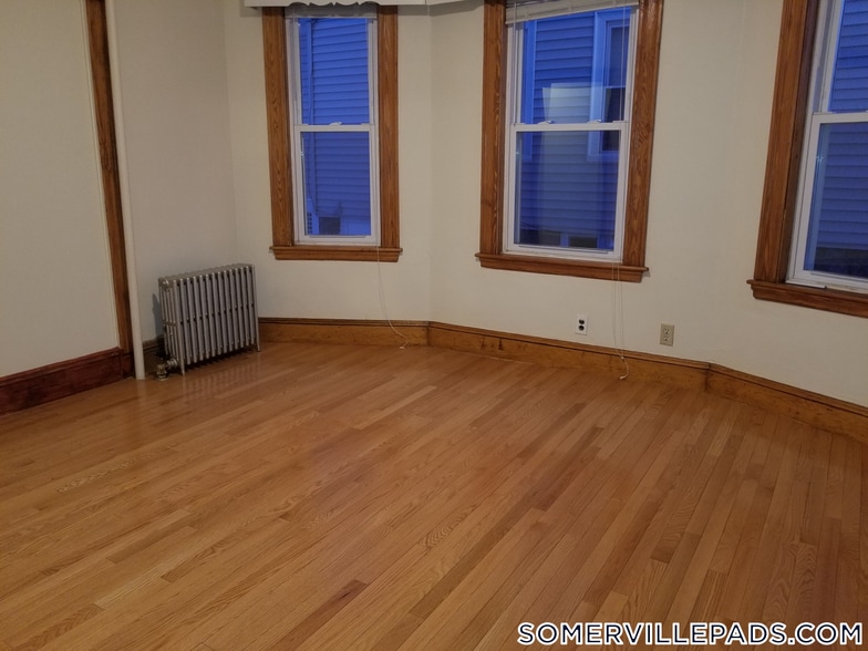 Building Photo - 96 Conwell Ave