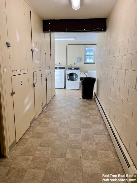 Building Photo - 4 Brattle Dr