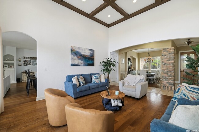 Building Photo - 71 Sable Heights