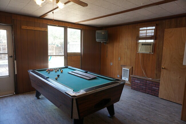 Building Photo - 3414 31st St