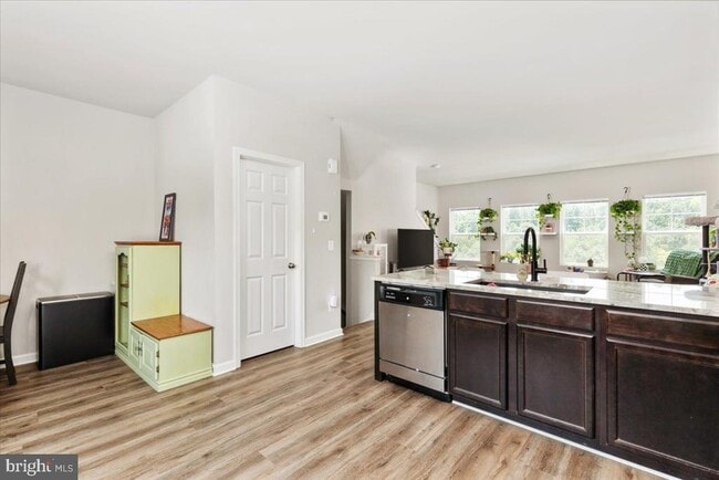 Building Photo - 267 Patchwork Dr