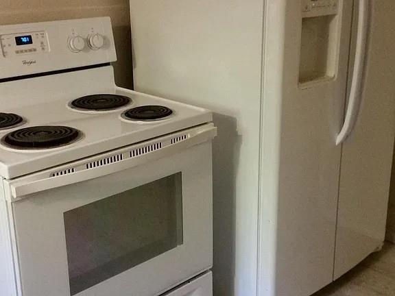 Building Photo - 304 Fulton St