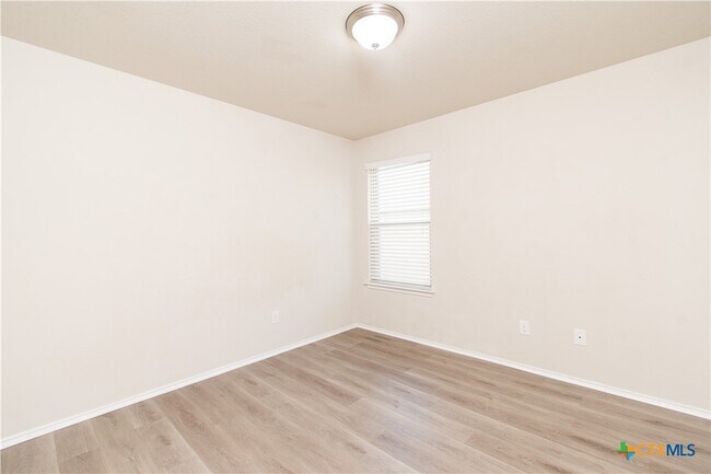 Building Photo - 5304 Waterbank Ln
