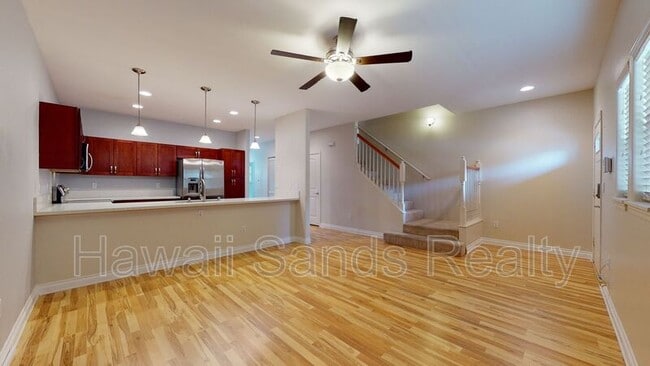 Building Photo - 1155 Kakala St