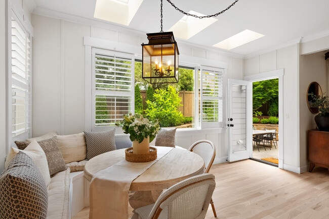 Building Photo - 11311 66th Ave