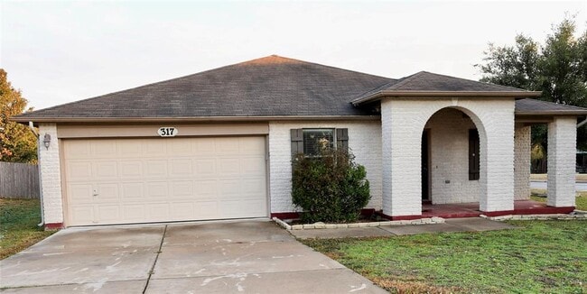 Building Photo - 317 Leanne Dr