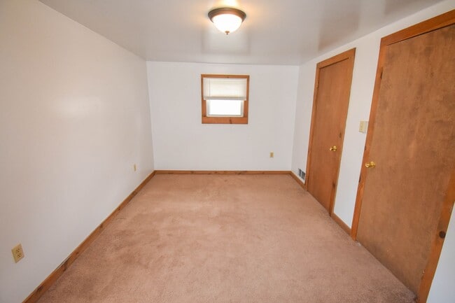 Building Photo - *** PENDING   APPLICATION ***