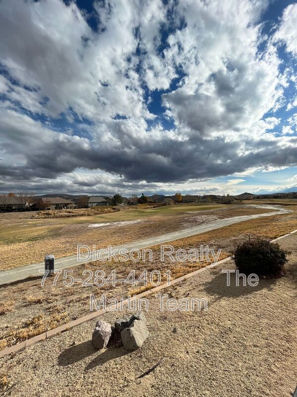 Building Photo - 5718 Pumpkin Ridge Dr