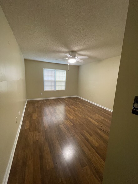 Bed room 1 - 7011 Somerset Cir