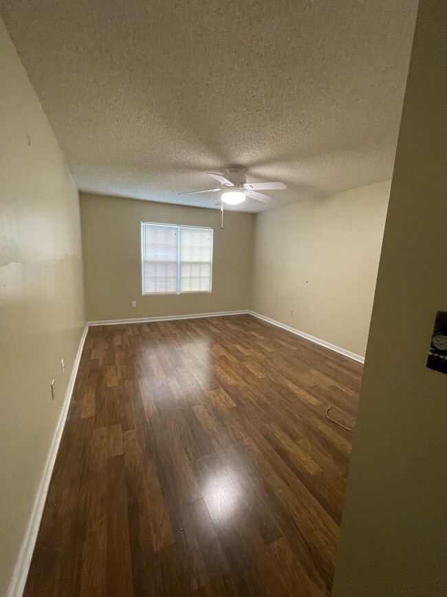 Bed room 1 - 7011 Somerset Cir