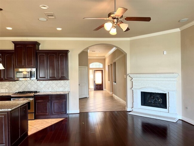 Building Photo - 25419 Lockspur Dr