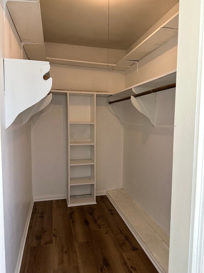 Building Photo - 8419 Bandridge Rd