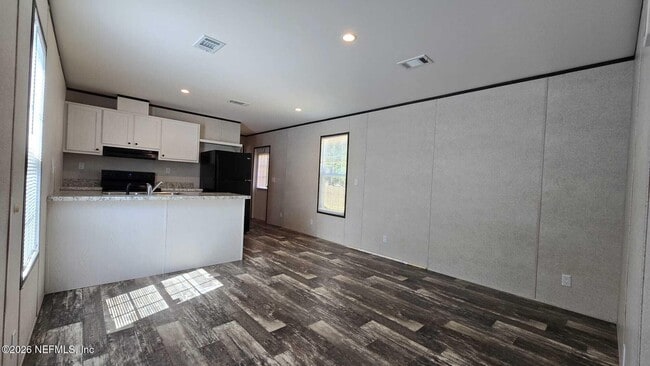 Building Photo - 1726 Bermuda Rd