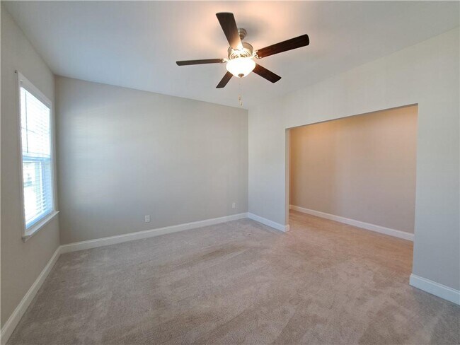 Building Photo - 637 Stan Hope Ln