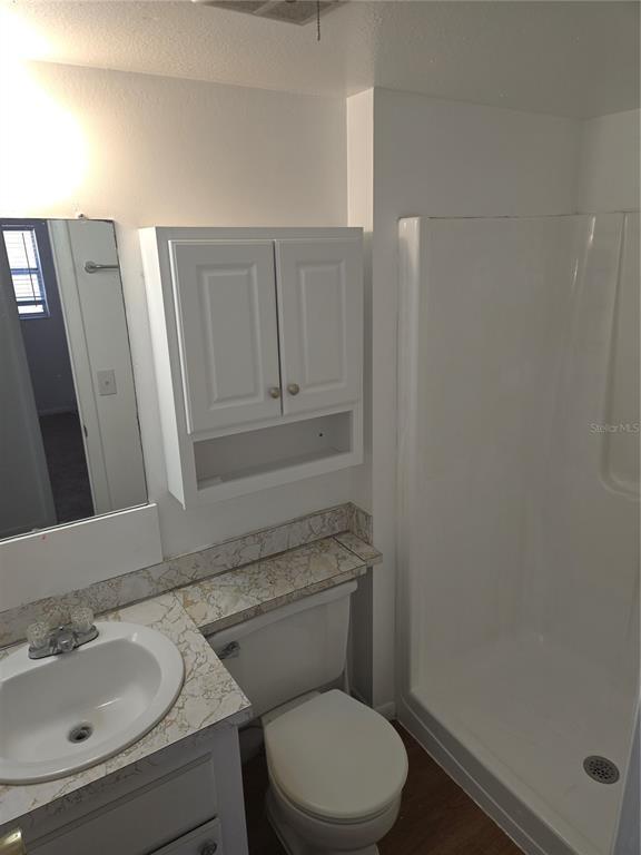 Building Photo - 2525 W Bay Dr