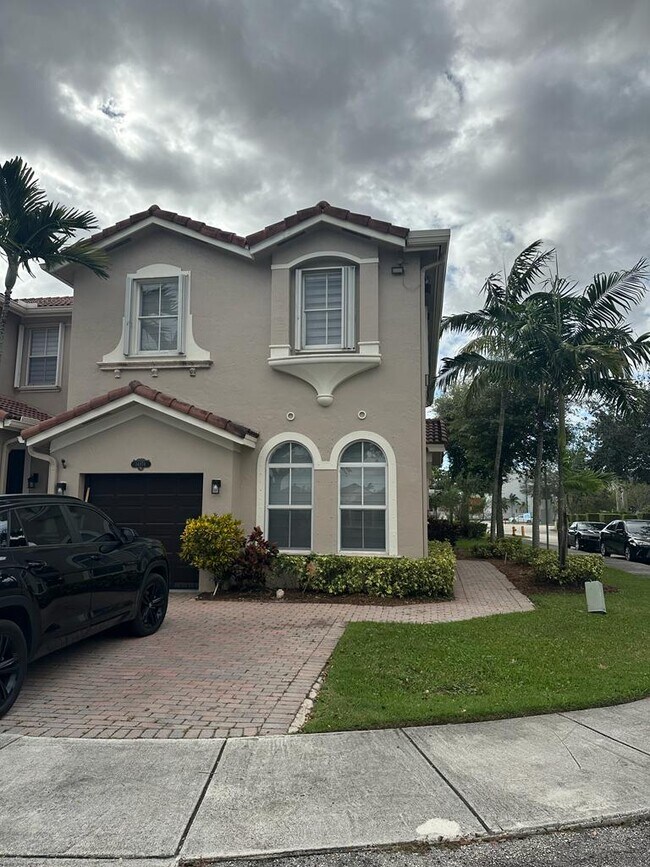 Building Photo - 14976 SW 23rd St