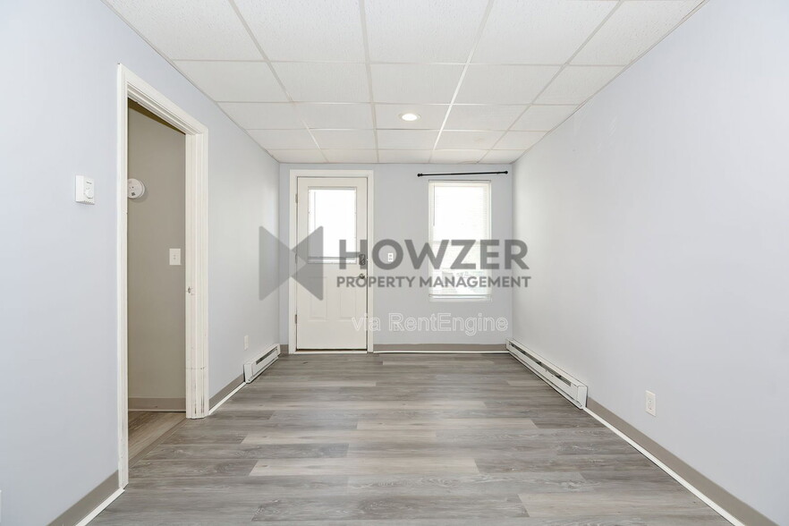 Building Photo - 127-127 Park St