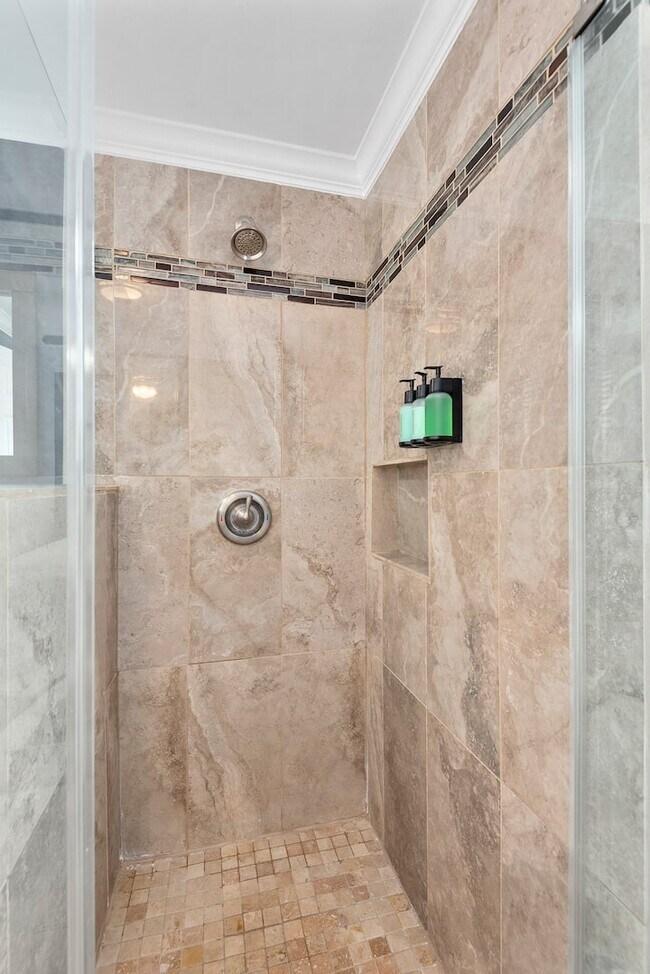 Building Photo - 2406 Arbor St