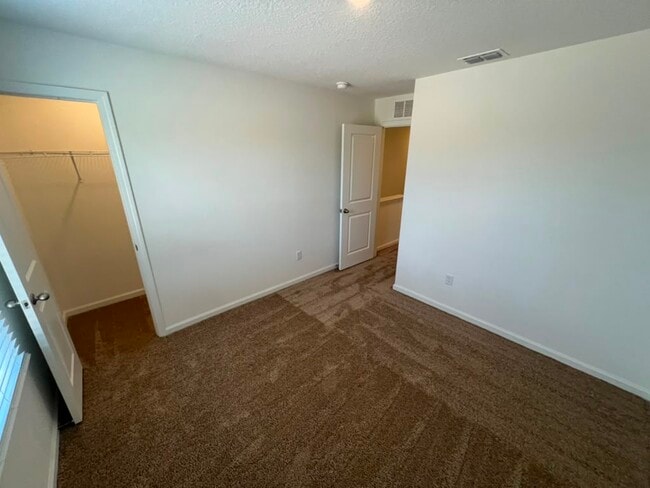 Building Photo - 5441 Arrow Ln