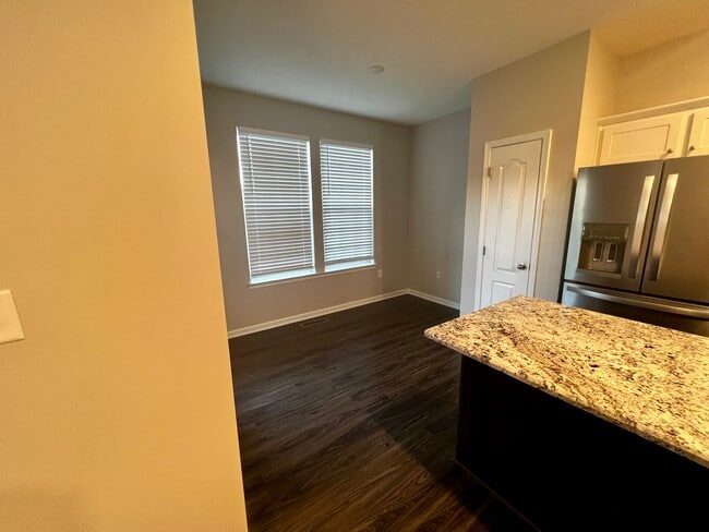 Building Photo - 177 Falling Leaf Ln