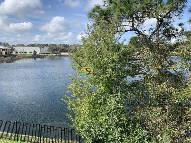 Building Photo - 9236 Western Way