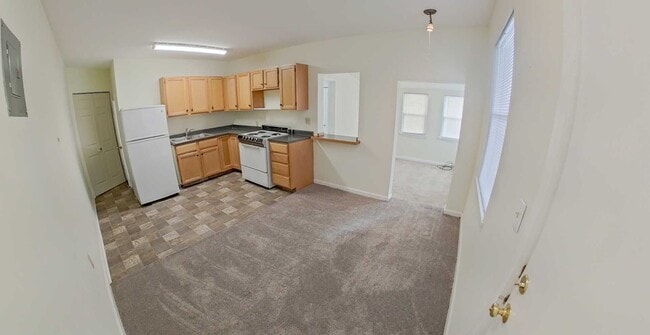 Building Photo - 800 Rannells Rd