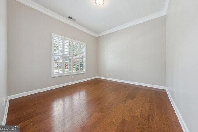 Building Photo - 226 Haney Rd