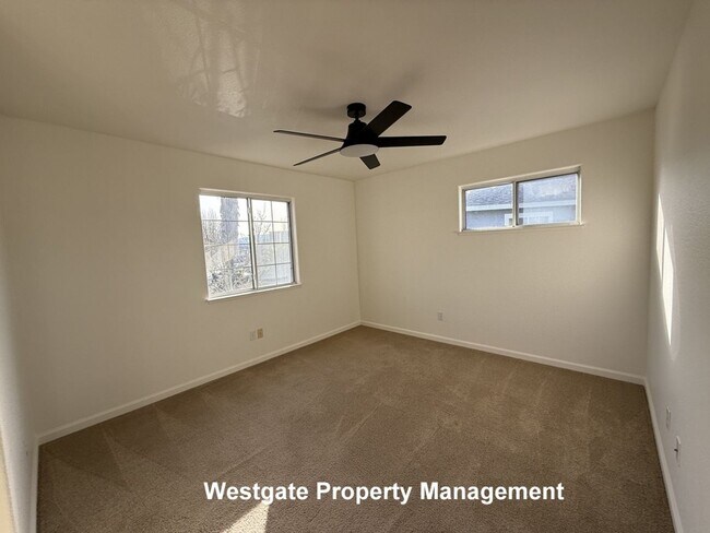 Building Photo - 737 Judith Ct