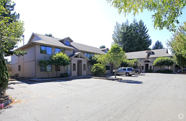 Primary Photo - Pine View Apartments