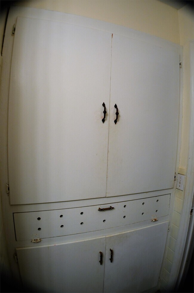 Building Photo - 3462 Biltmore Ave