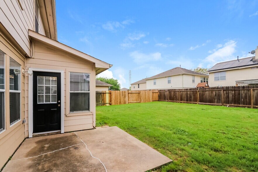 Building Photo - 9618 Eagle Eye Ln