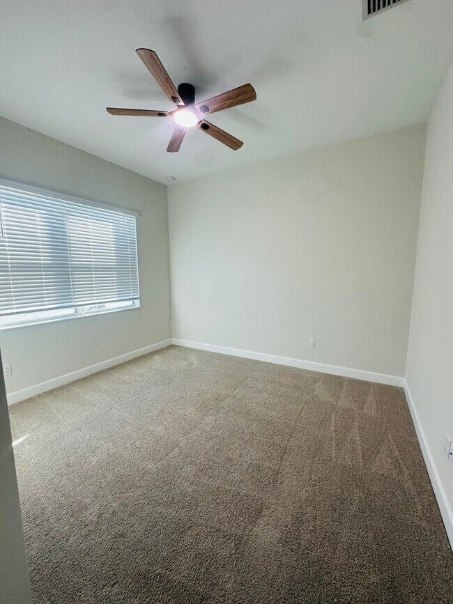 Building Photo - 5461 Pecan Dr