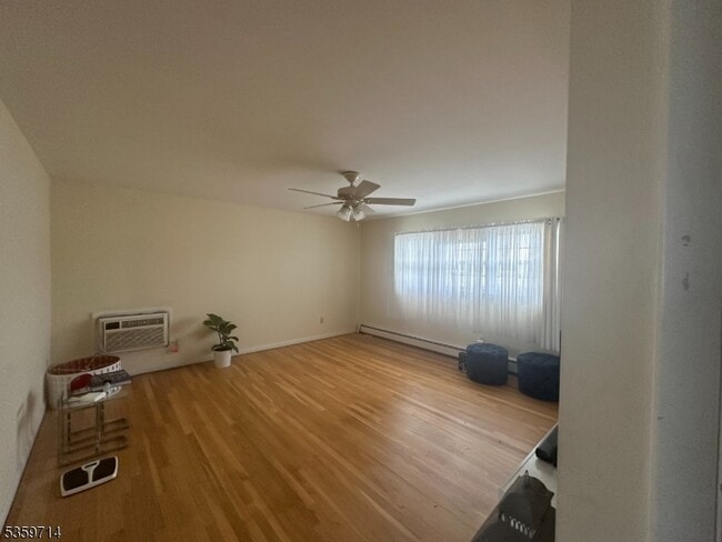 Building Photo - 436 N Taylor Ave