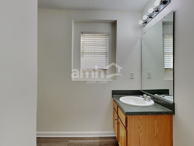 Building Photo - 3280 Denali Ct