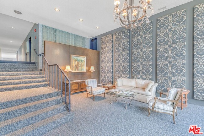 Building Photo - 825 S Gretna Green Way