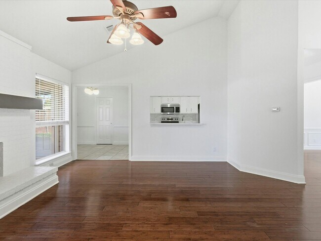 Building Photo - 8430 Cripple Creek Dr