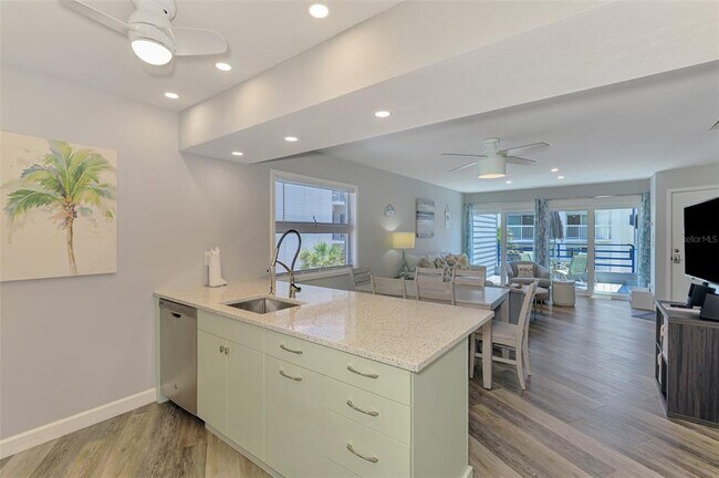 Building Photo - 2400 N Beach Rd
