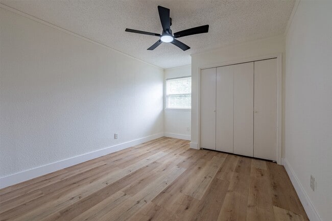 Building Photo - 12719 Ashford Knoll Dr