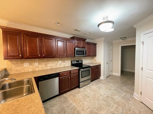 Building Photo - 57 NW Moore Farm Cir