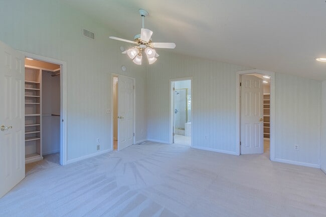 Building Photo - 17967 Berta Canyon Rd